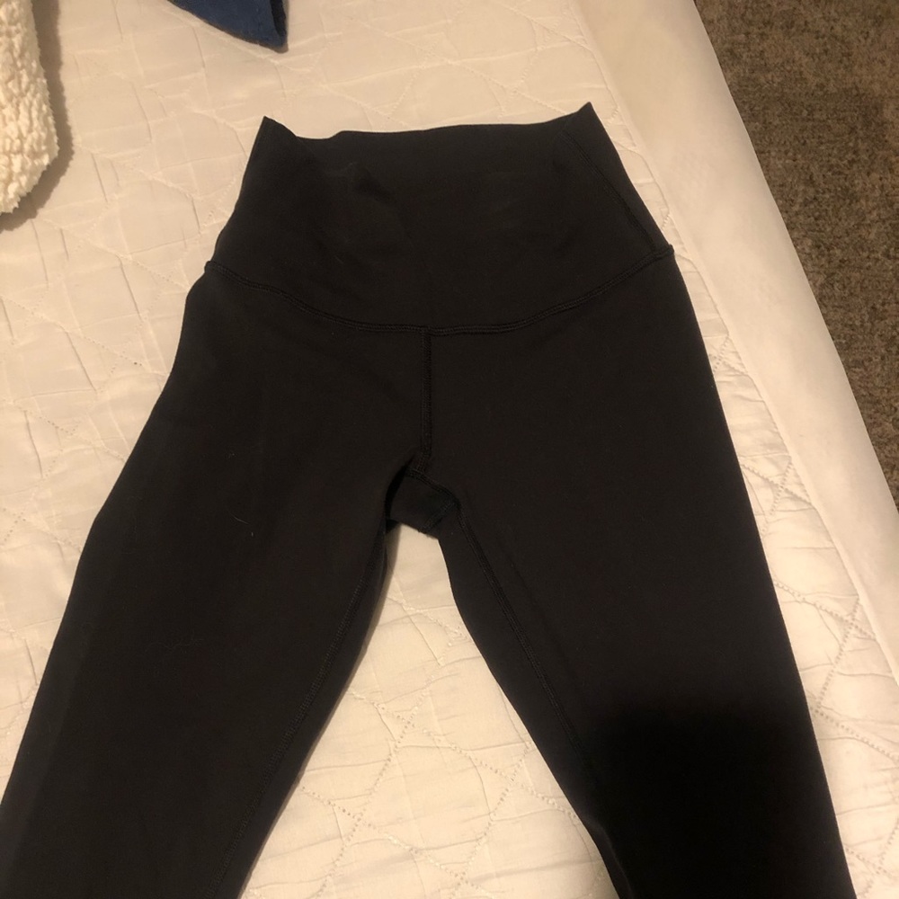 Lululemon wunder under